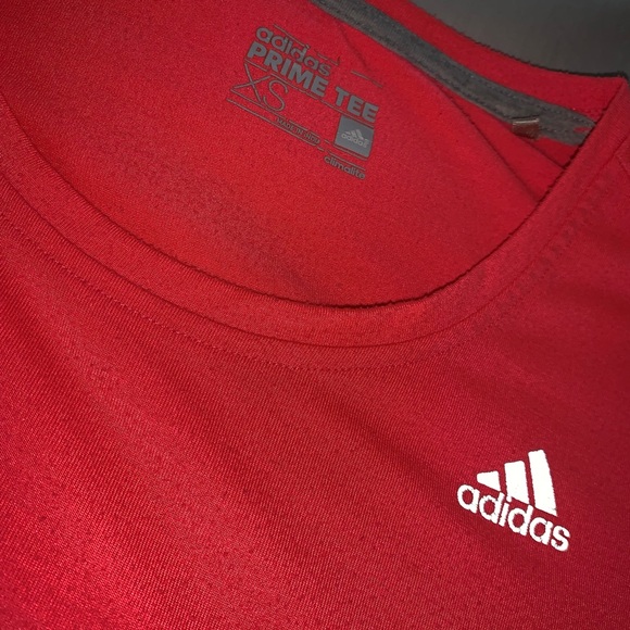 Workout Top - Picture 2 of 2